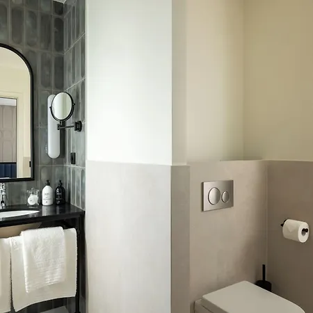 Hotel Grand Coeur Latin Paris